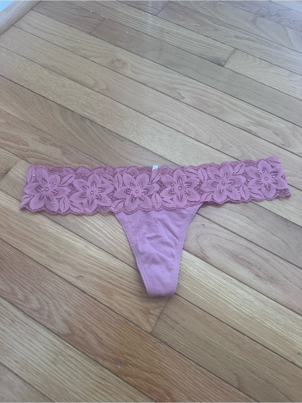 PINK Victoria's Secret Floral Lace Waistband Thong in Dusty Rose Size Large